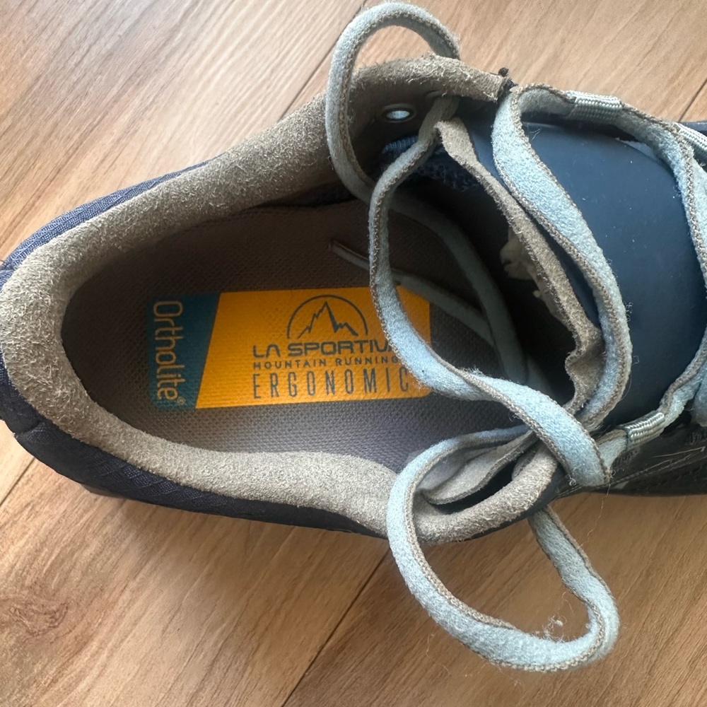 La Sportiva Women’s Jackal Opal/Pacific Blue Trail Running Shoes - Picture 3 of 5